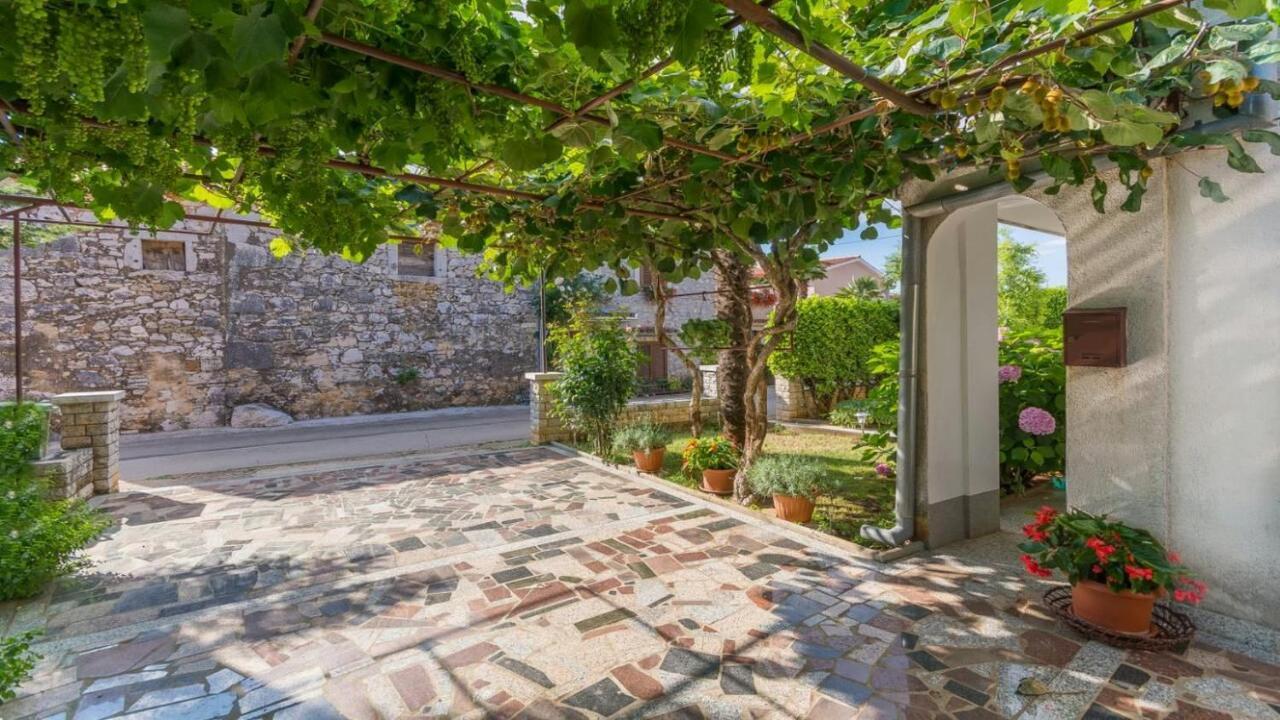 Apartment Dory By Rent Istria Πόρετς Εξωτερικό φωτογραφία